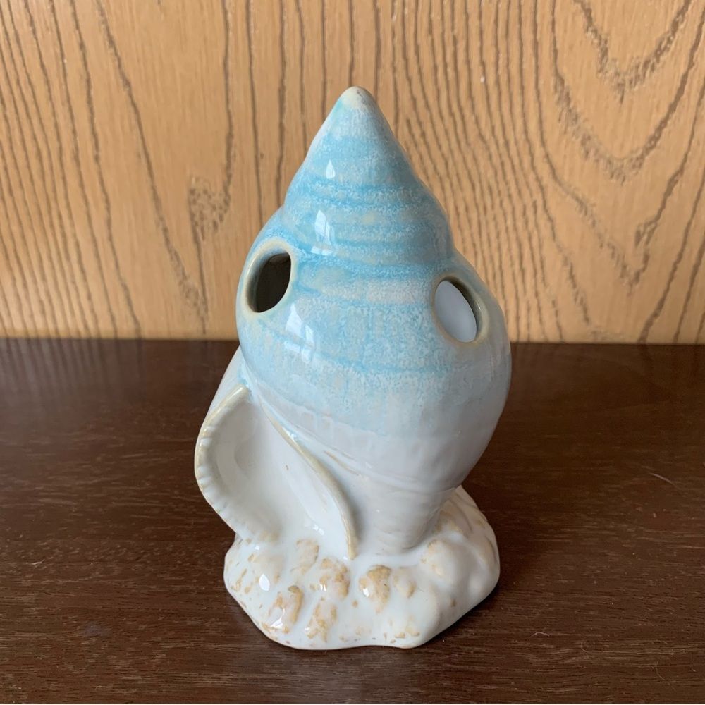 Vintage Seashell Glazed Ceramic Nautical Ocean Blue Coastal Toothbrush Holder